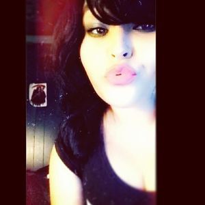 Meet your Posher, Jessenia